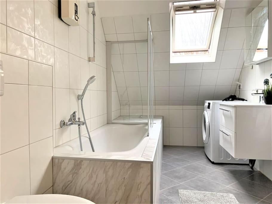 Apartmán Uni-Klinikum- Zentrale Lage Von Holsterhausen Essen Exteriér fotografie